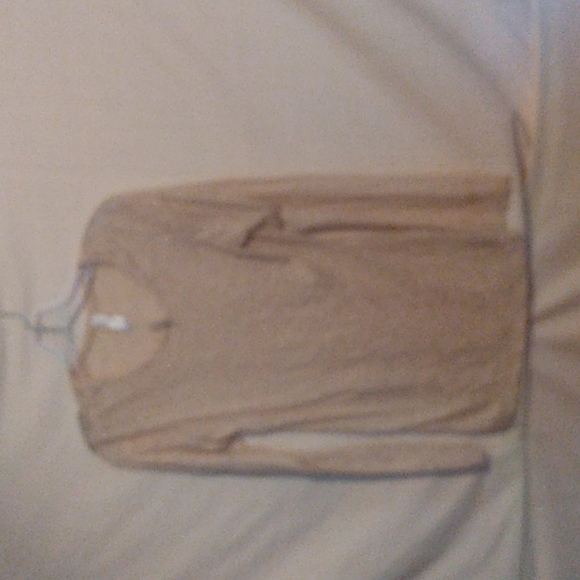 Top - Picture 1 of 9